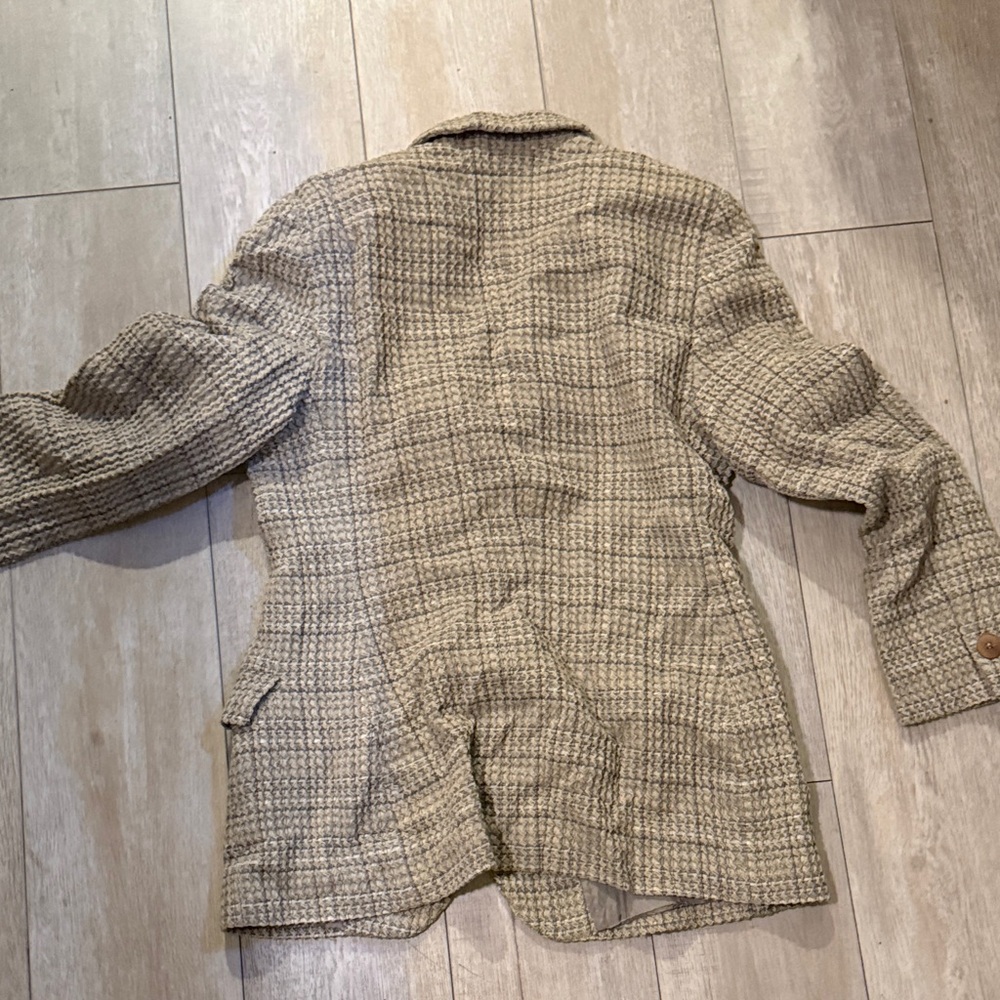 Giorgio Armani Tweed Plaid Blazer in Beige and Brown - Picture 8 of 10